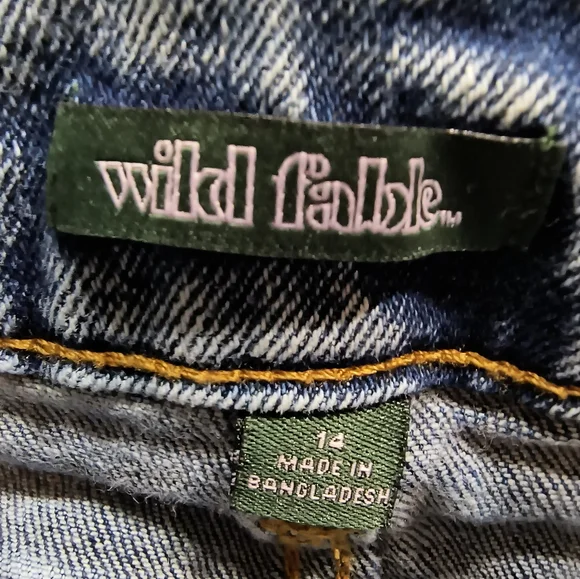 3/$10⭐ Wild Fable blue jean mini skirt, women's size 14, waist 32x Length 15 - Picture 2 of 10
